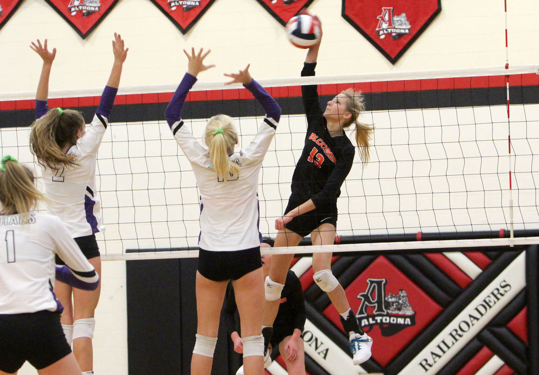 Bloomer volleyball vs Mosinee 10-27-18
